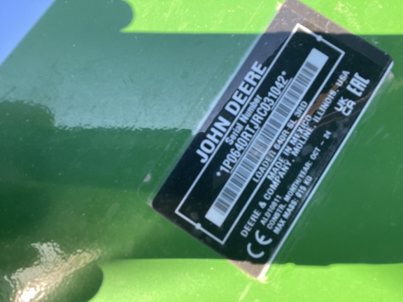 2025 John Deere 6R 155 - Photo11