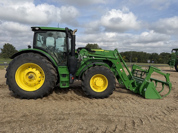 2025 John Deere 6R 155 - Photo2