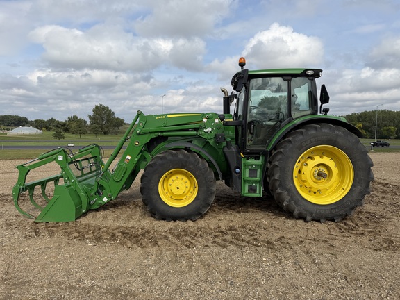 2025 John Deere 6R 155 - Photo6