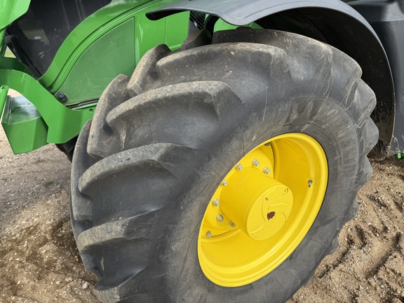 2025 John Deere 6R 155 - Photo10