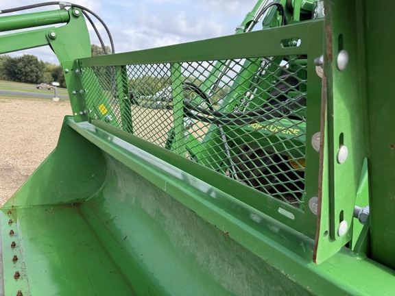 2025 John Deere 6R 155 - Photo30