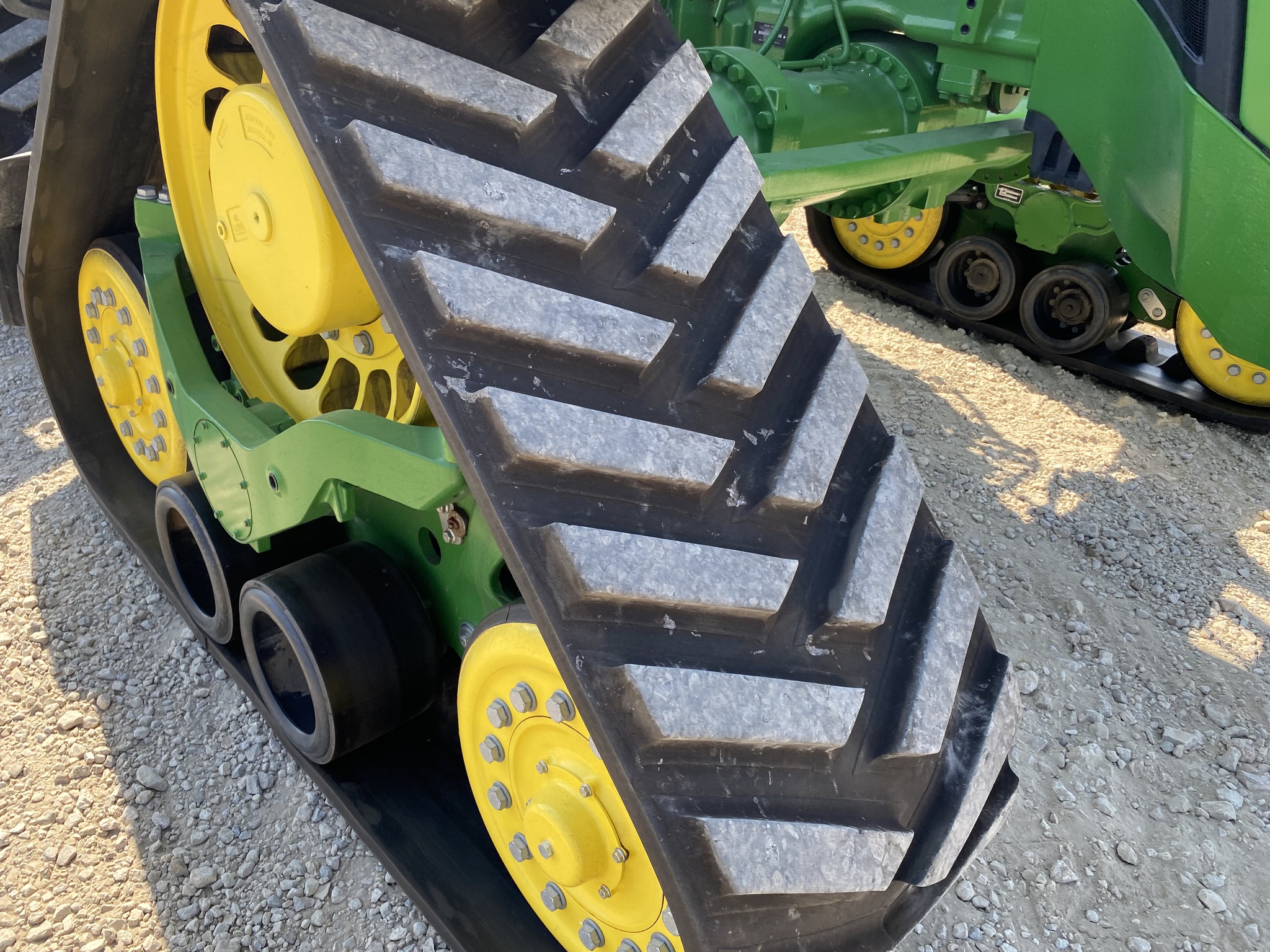 2024 John Deere 8RX 410 Image 11