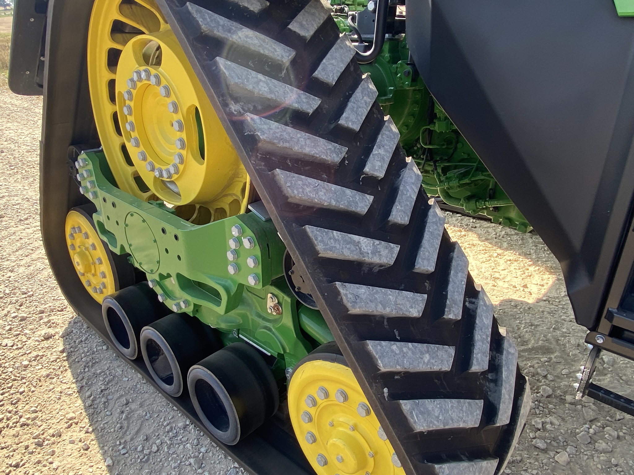 2024 John Deere 8RX 410 Image 12