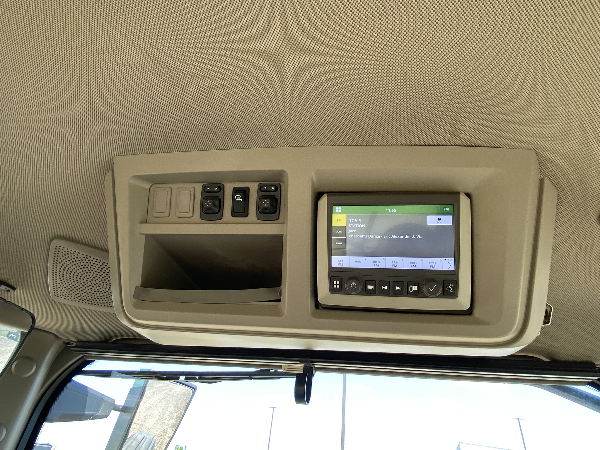 2024 John Deere 8RX 410 Image 21