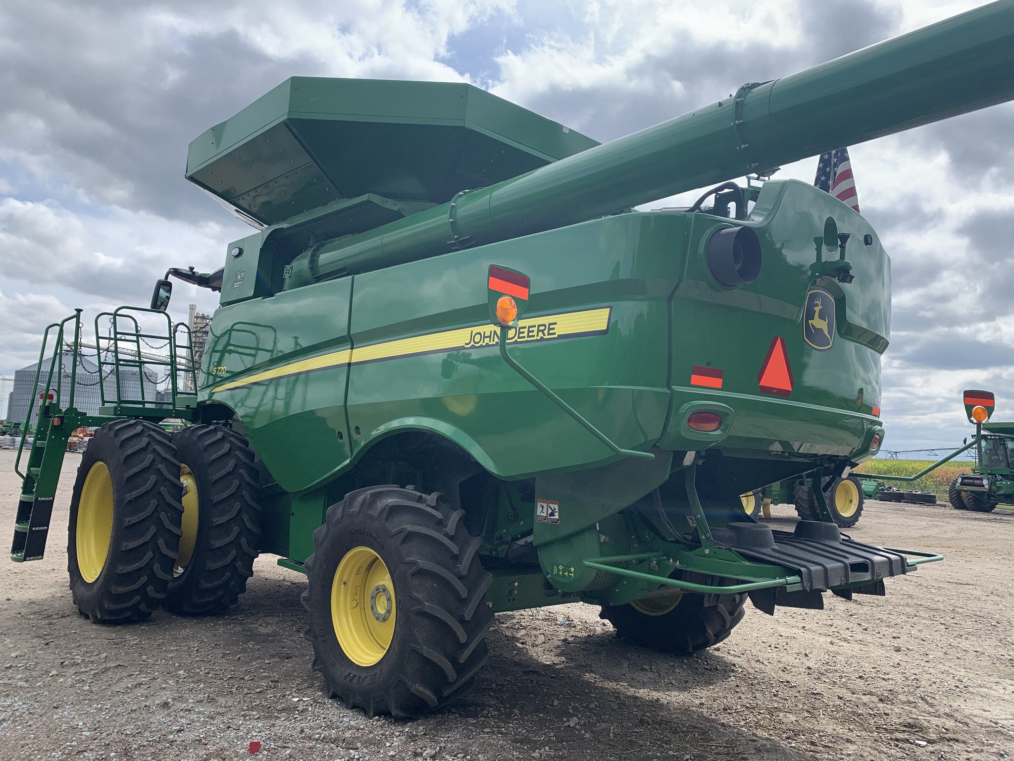 2022 John Deere S770 Image 4