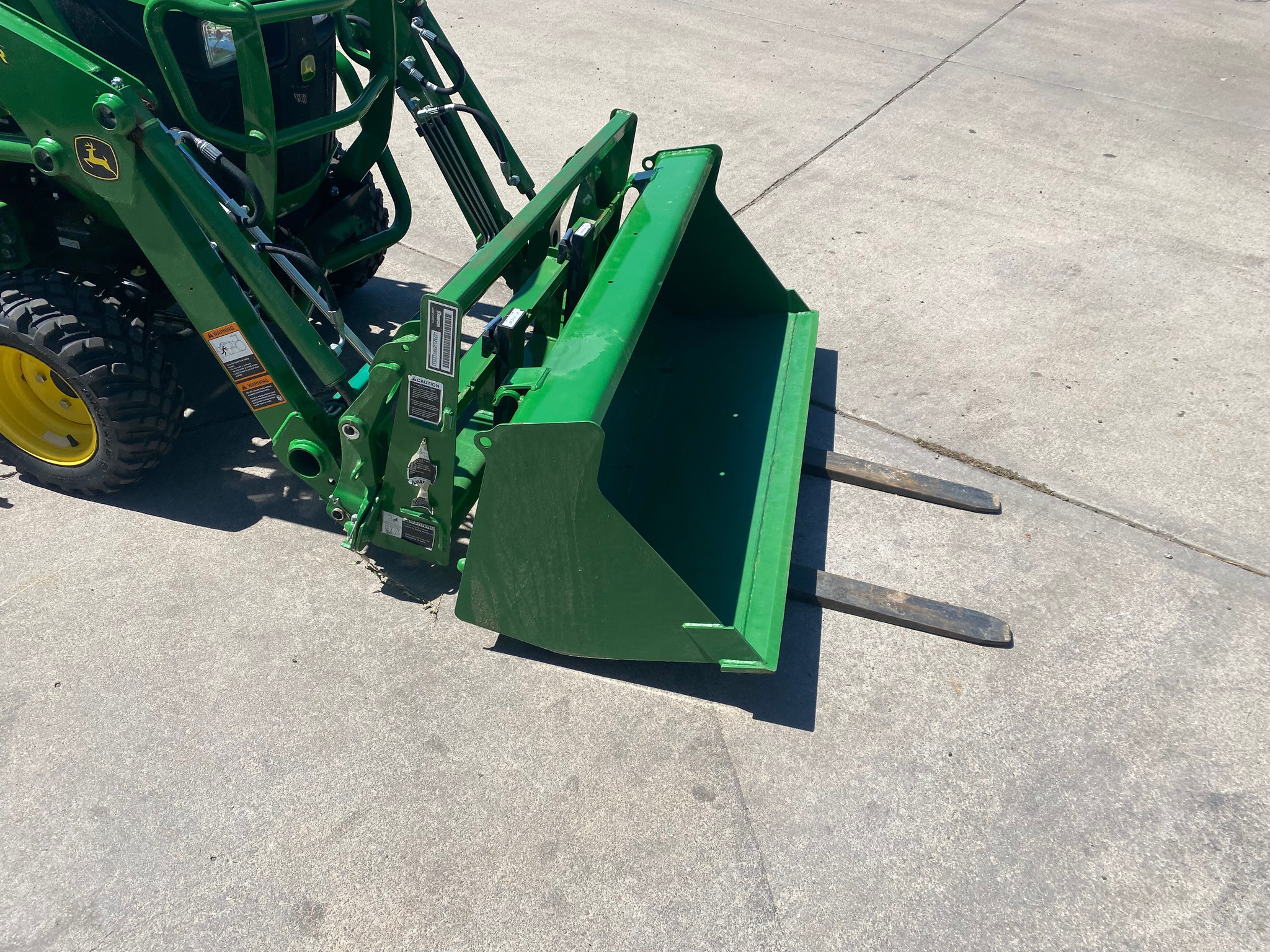 2022 John Deere 1025R Image 20