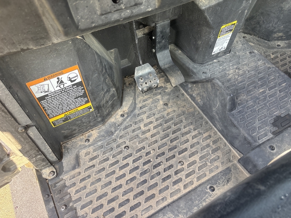 2022 John Deere XUV 835M - Photo13