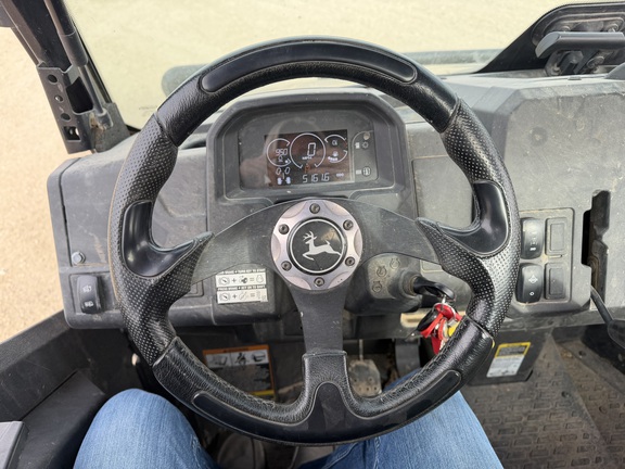 2022 John Deere XUV 835M - Photo20