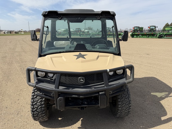 2022 John Deere XUV 835M - Photo8