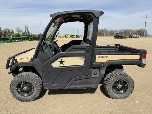 2022 John Deere XUV 835M - Photo6