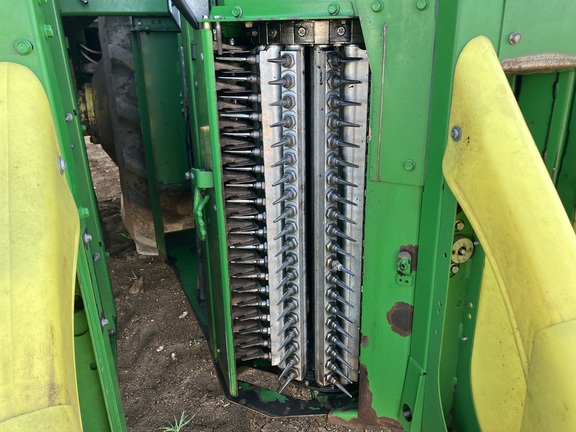 John Deere CP690 image 22