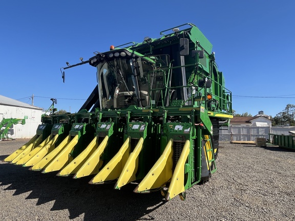 John Deere CP690 image 3