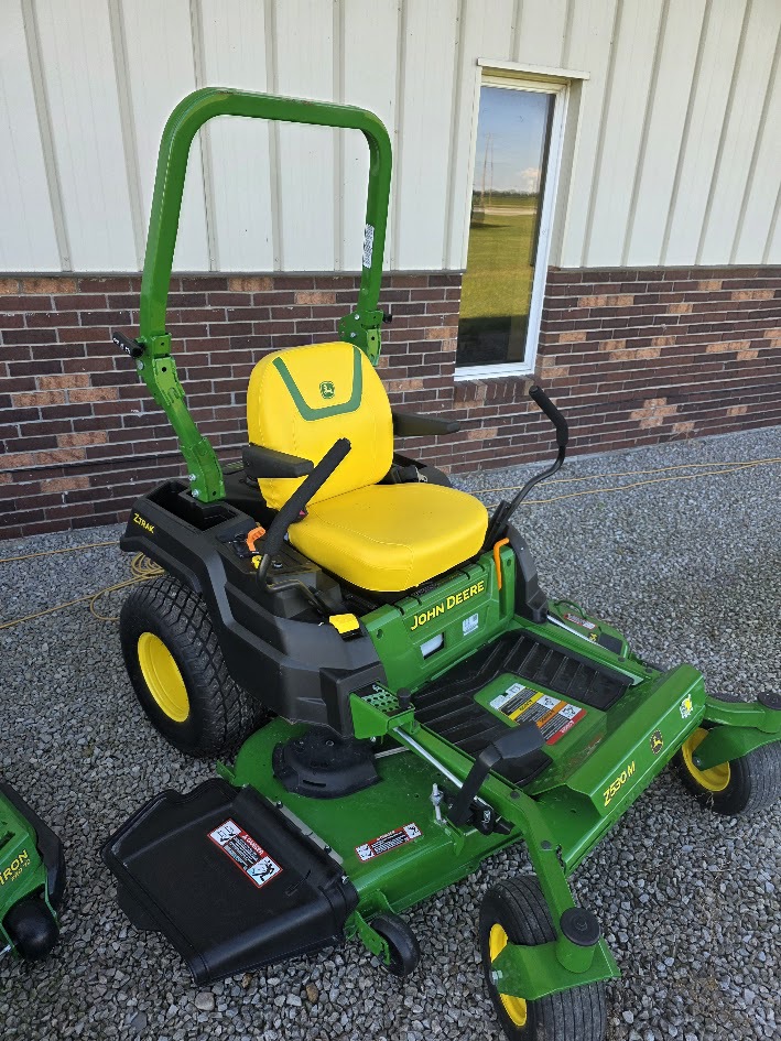 2025 John Deere Z530M Image 4
