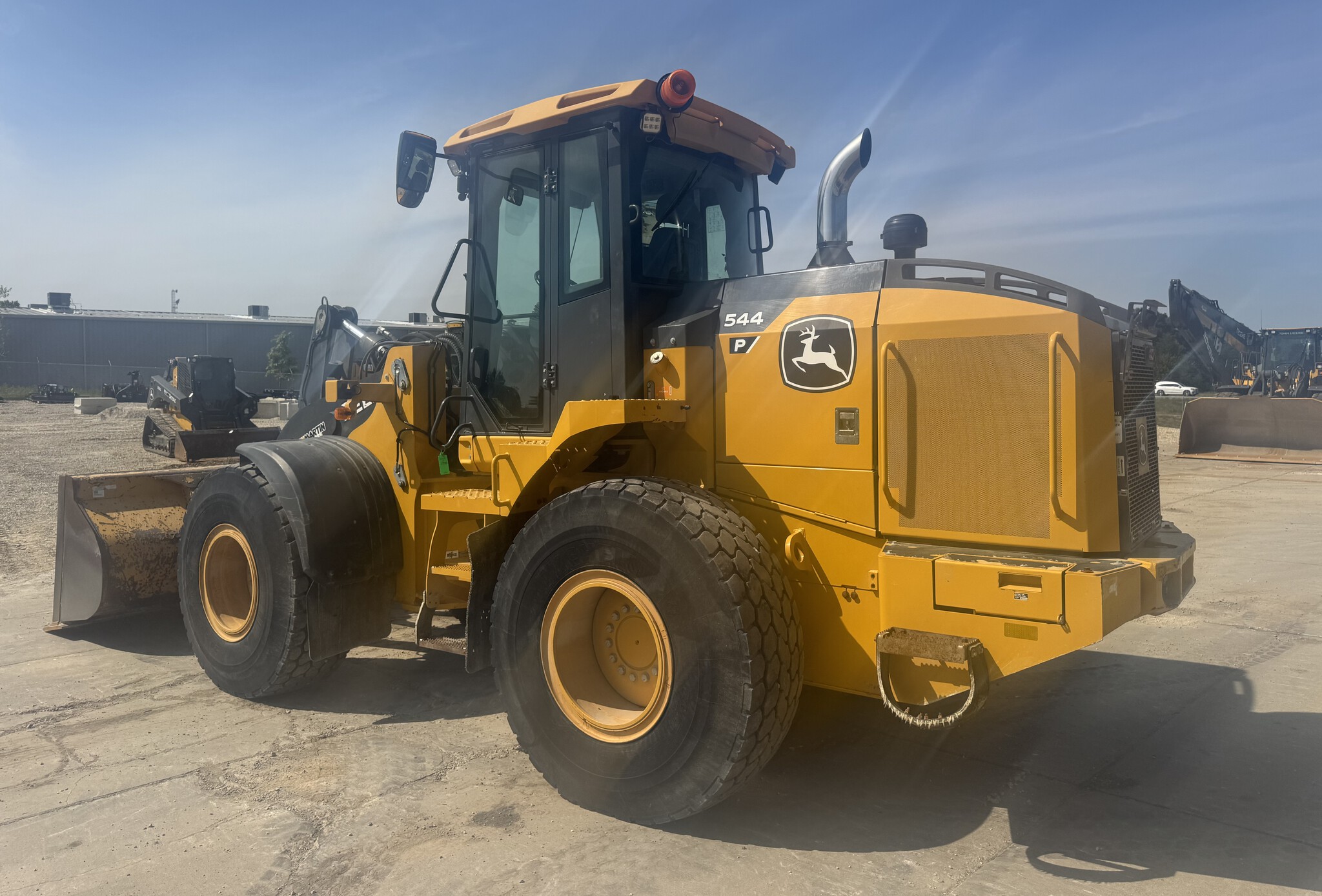 2023 John Deere 544 P Image 5