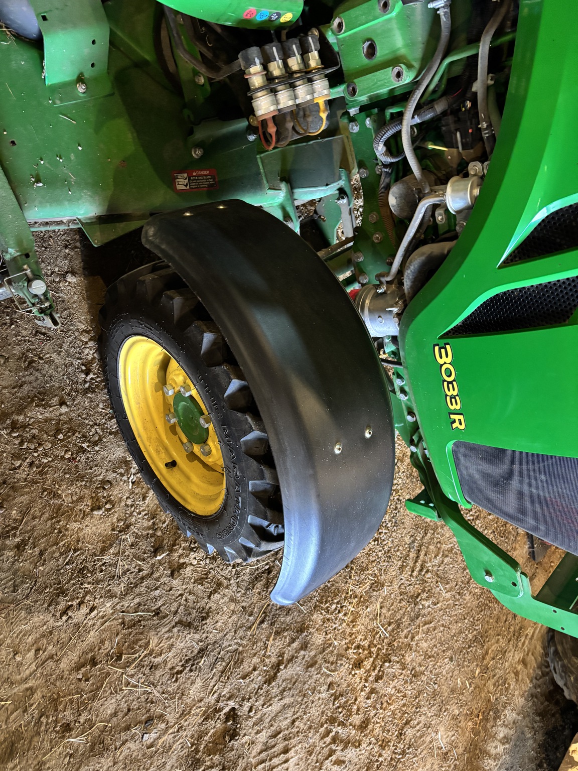 Used 2015 John Deere 3033R Compact Utility Tractors at Koenig Equipment in Oxford, OH - PhotoXL10