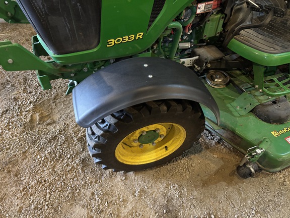 Used 2015 John Deere 3033R Compact Utility Tractors at Koenig Equipment in Oxford, OH - Photo11