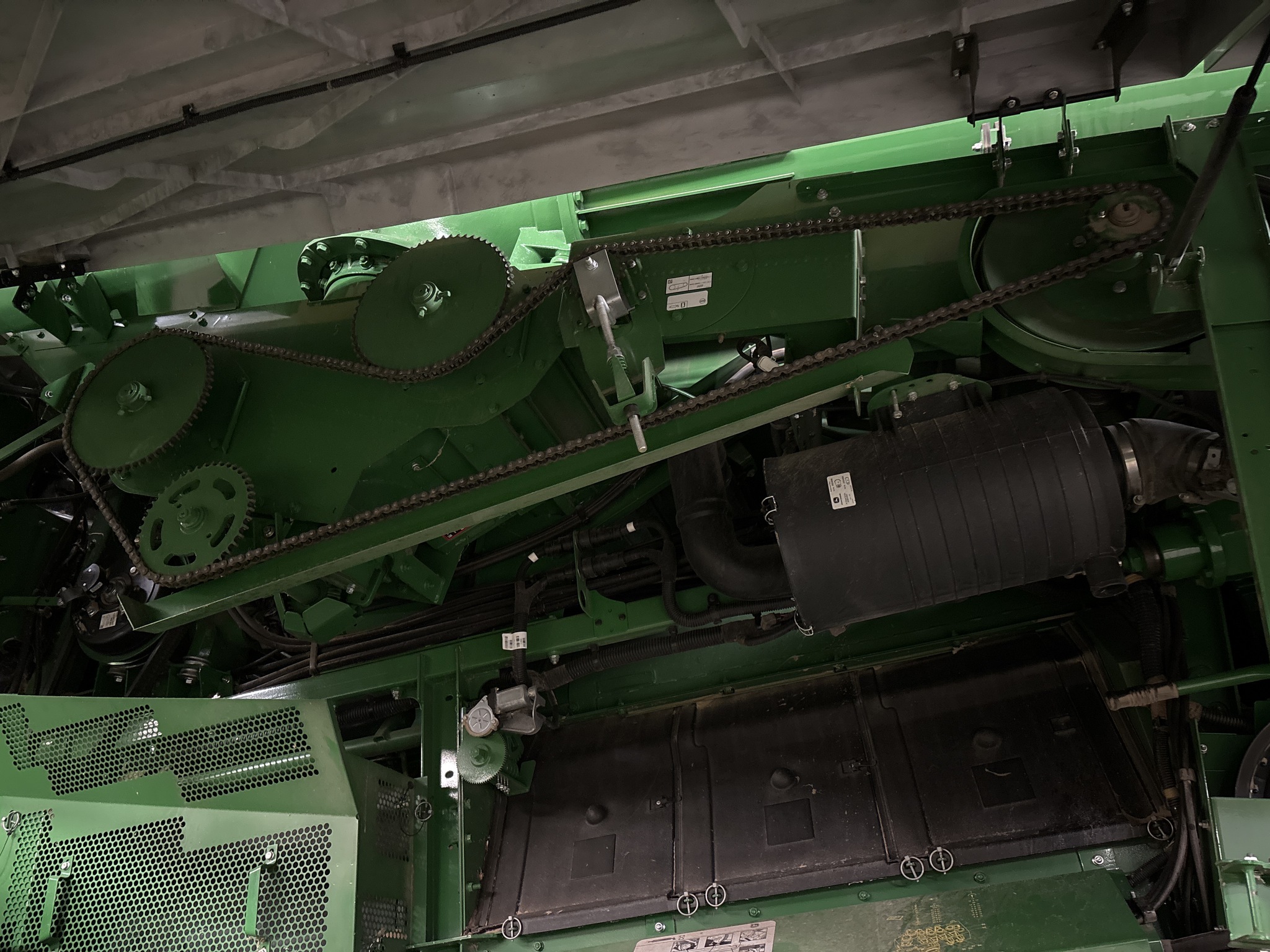 Used 2023 John Deere S760 Combines at Koenig Equipment in Urbana, OH - PhotoXL31