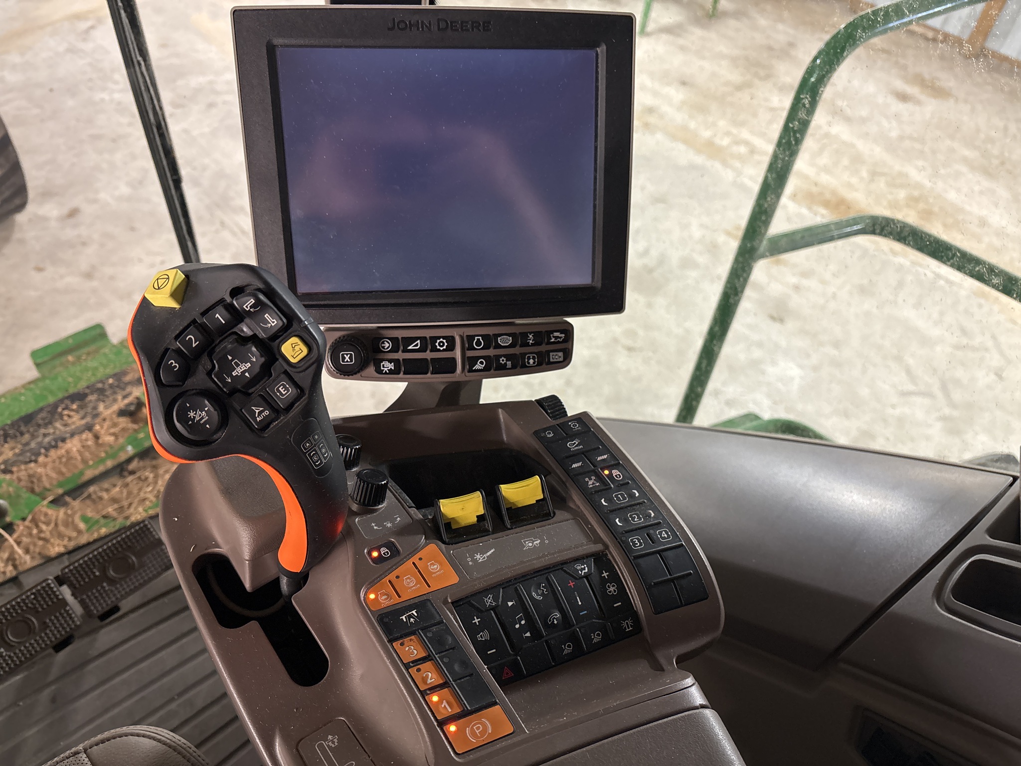 Used 2023 John Deere S760 Combines at Koenig Equipment in Urbana, OH - PhotoXL13