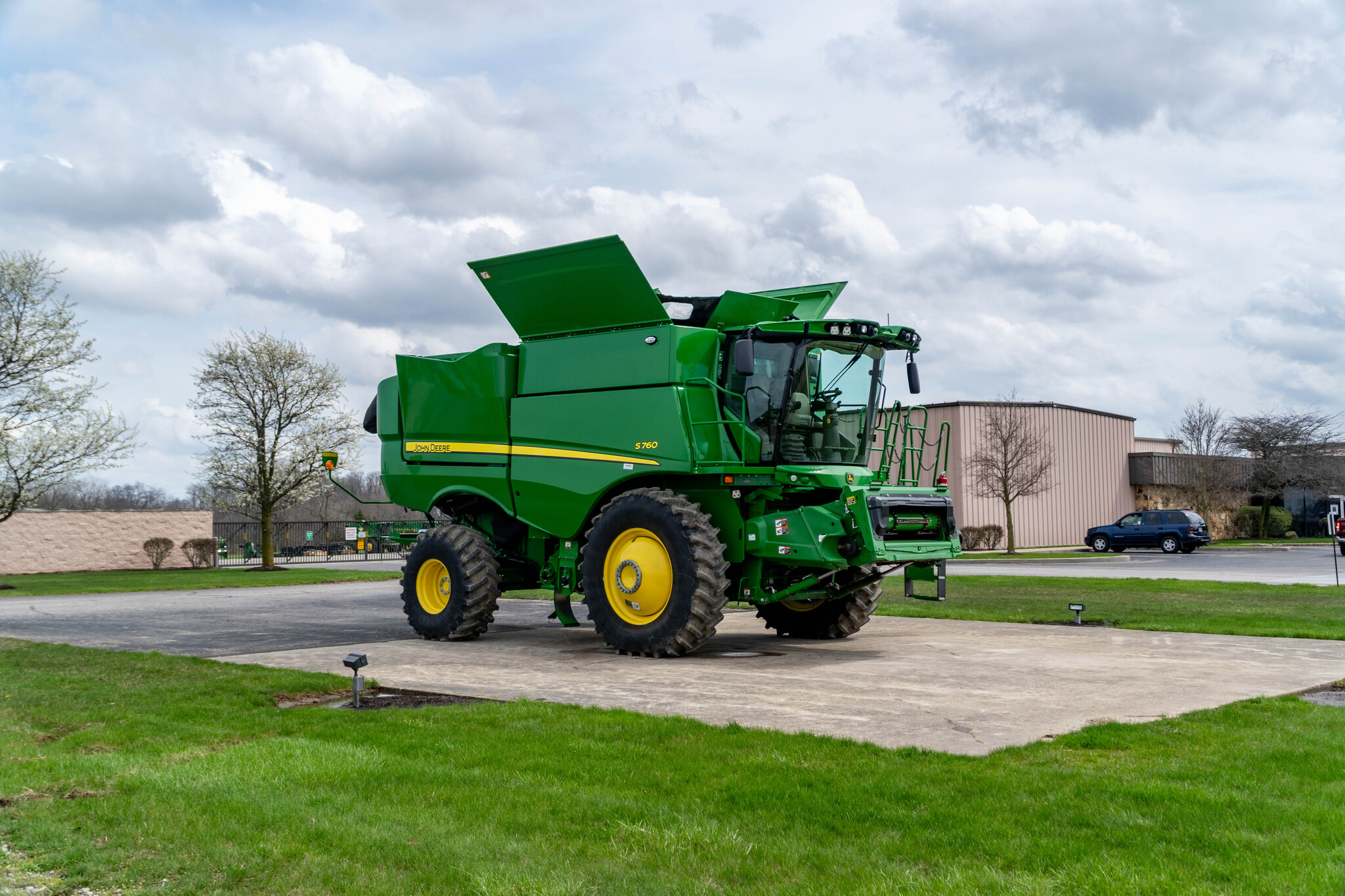 Used 2023 John Deere S760 Combines at Koenig Equipment in Anna, OH - PhotoXL6