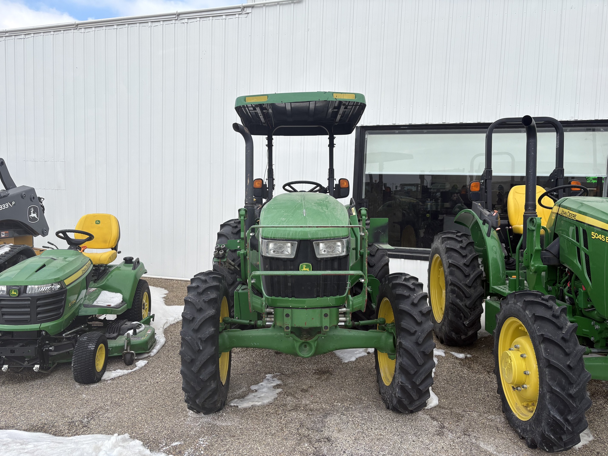  2018 John Deere 5065E at Heritage Tractor in Roanoke, IL