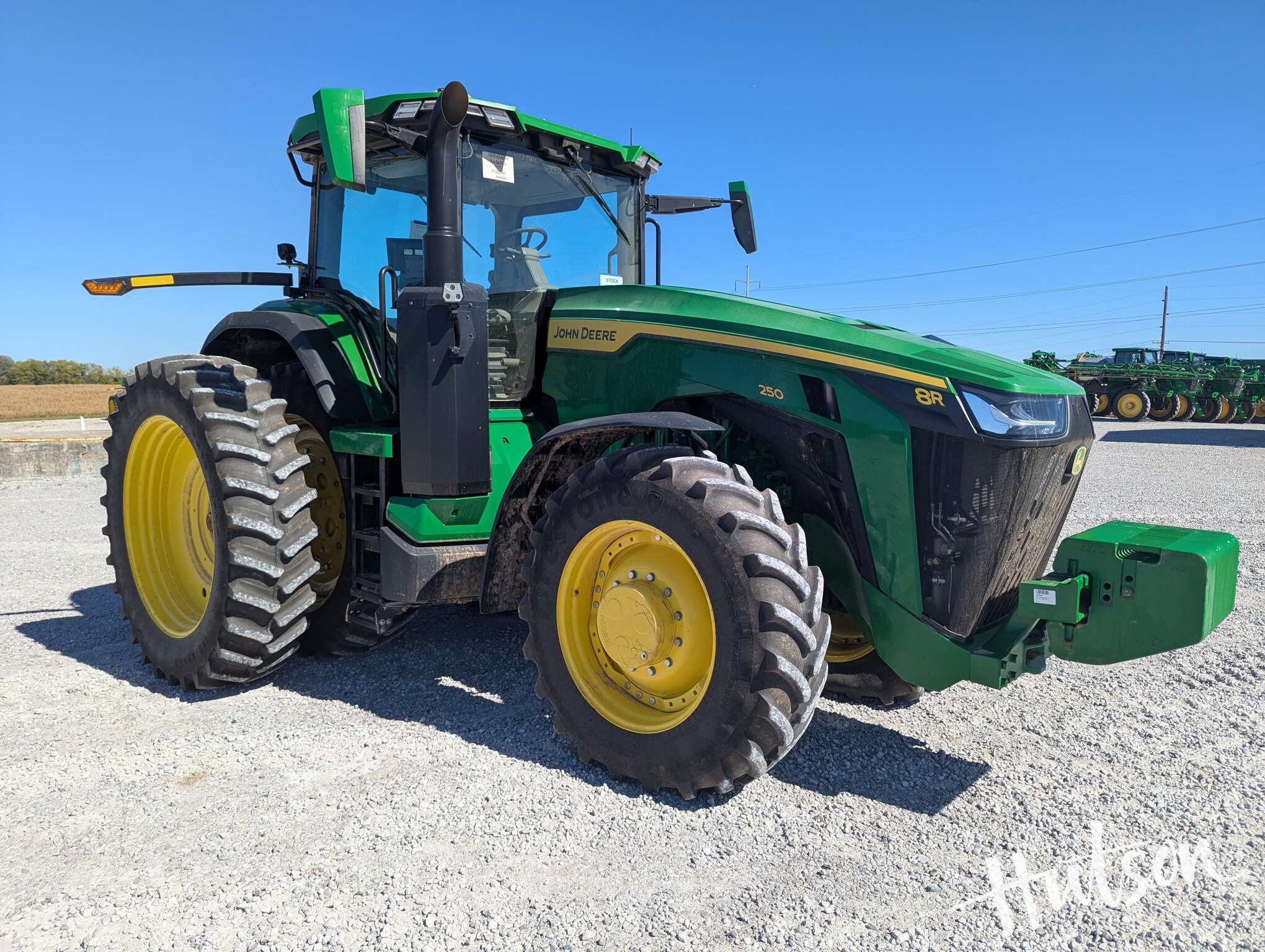 2025 John Deere 8R 250