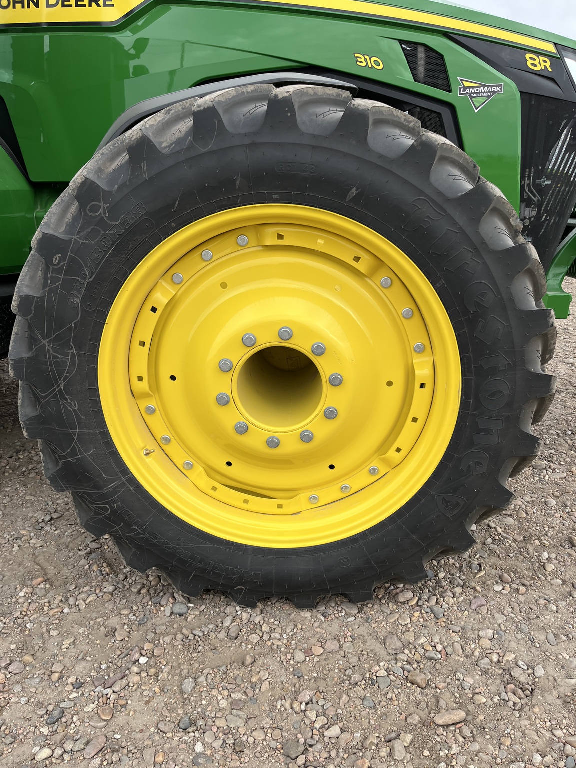 2025 John Deere 8R 310 Image 11