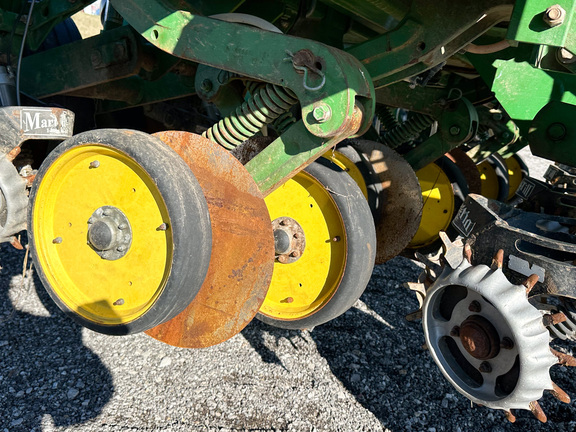 2012 John-Deere 1770NT CCS