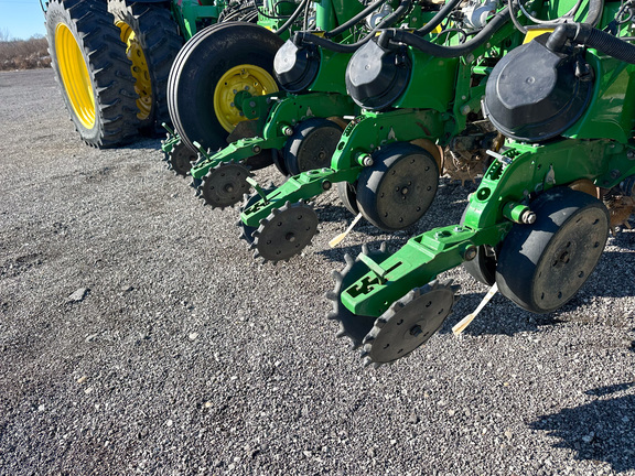 2012 John-Deere 1770NT CCS