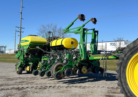 2012 John-Deere 1770NT CCS