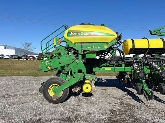 2012 John-Deere 1770NT CCS