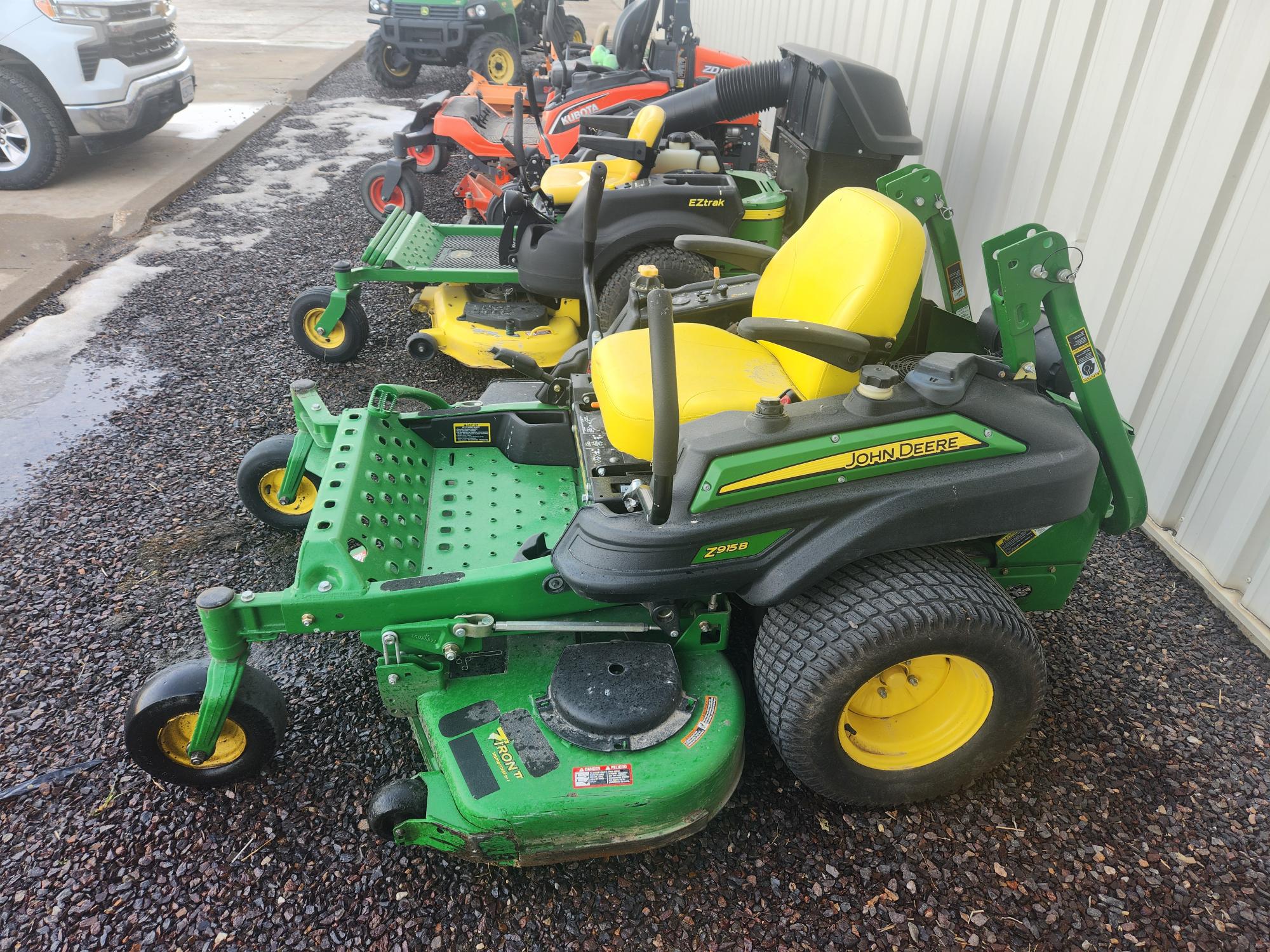  2014 John Deere Z915B at Heritage Tractor in Brimfield, IL