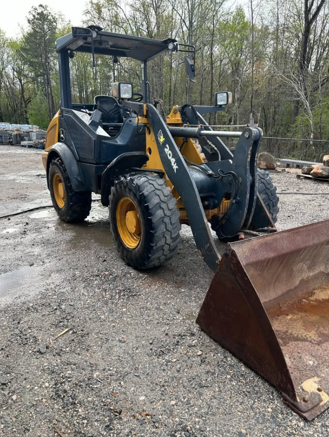 2014 John Deere 204K Image 1