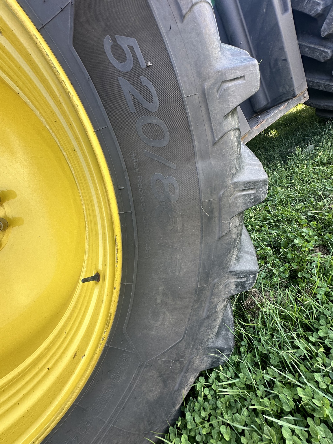 2022 John Deere 9900 Image 14