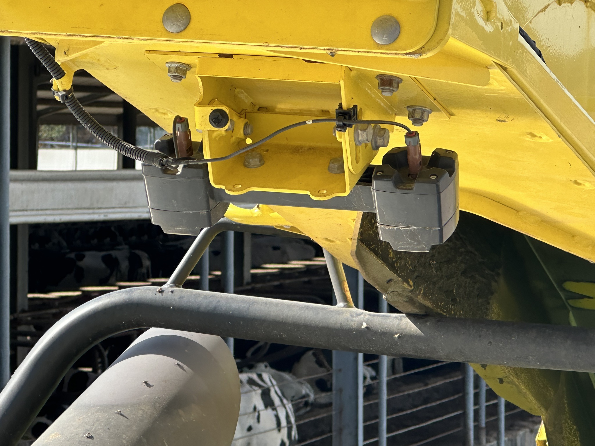 2022 John Deere 9900 Image 16