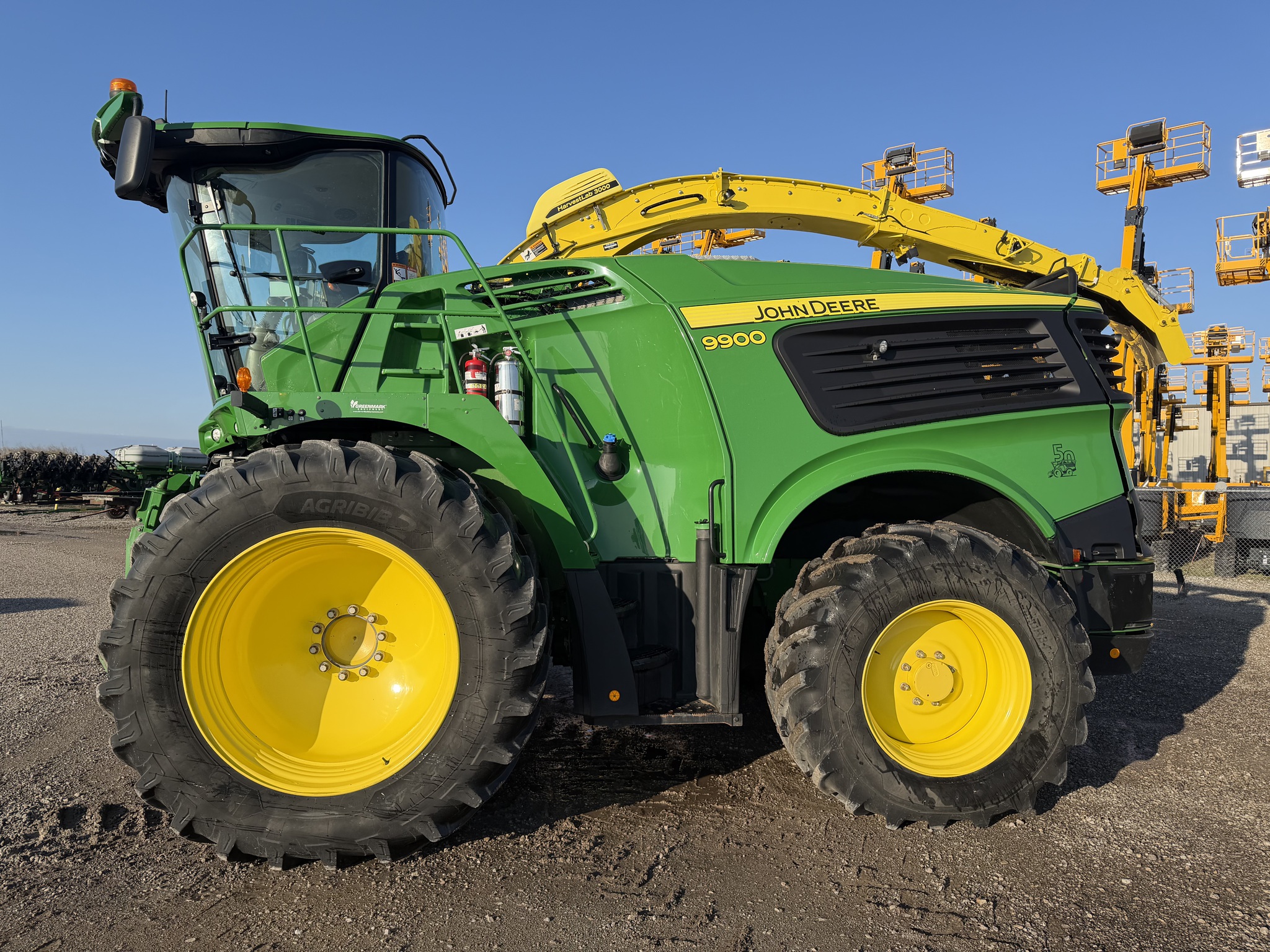 2022 John Deere 9900 Image 2