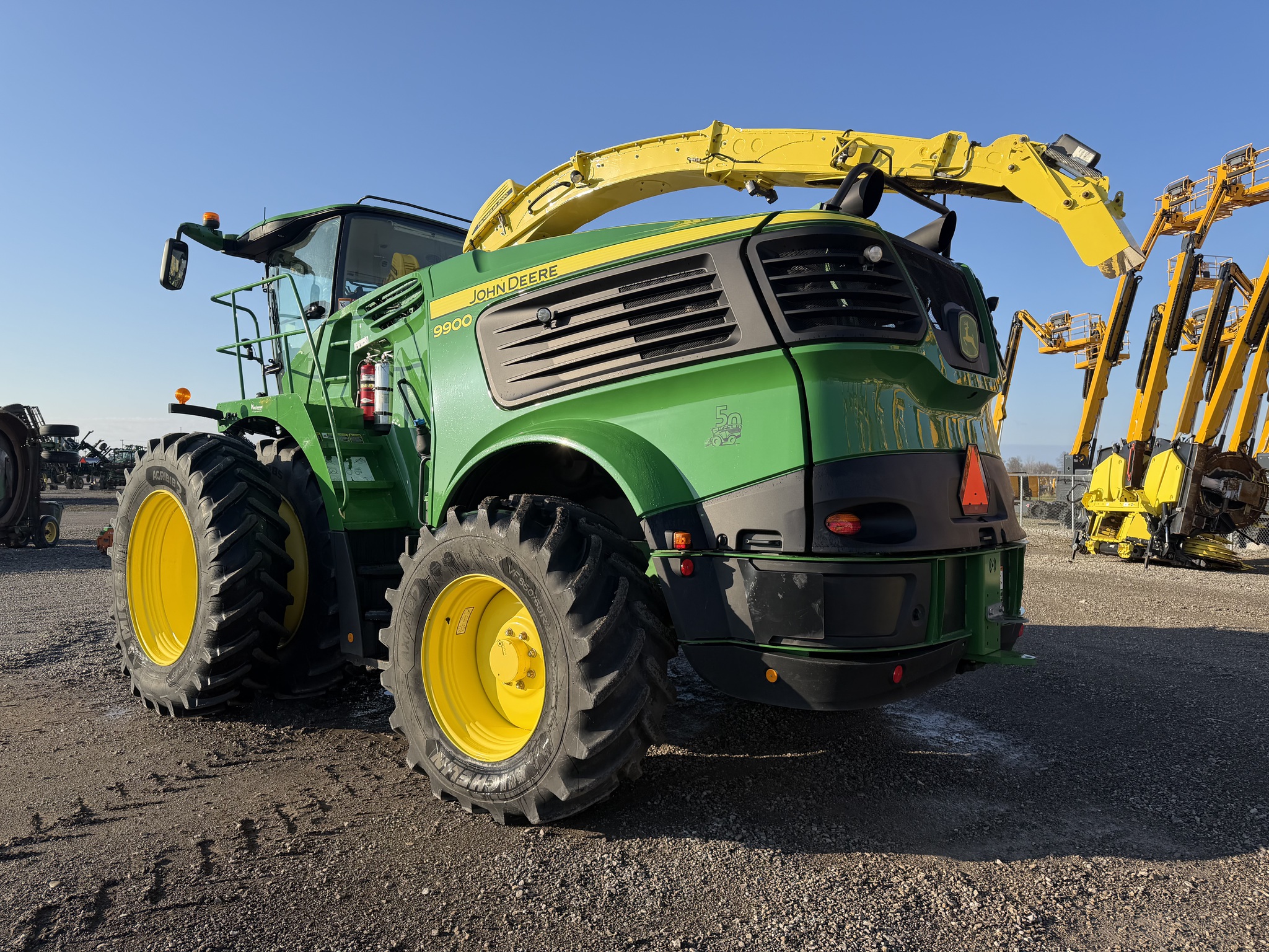 2022 John Deere 9900 Image 3
