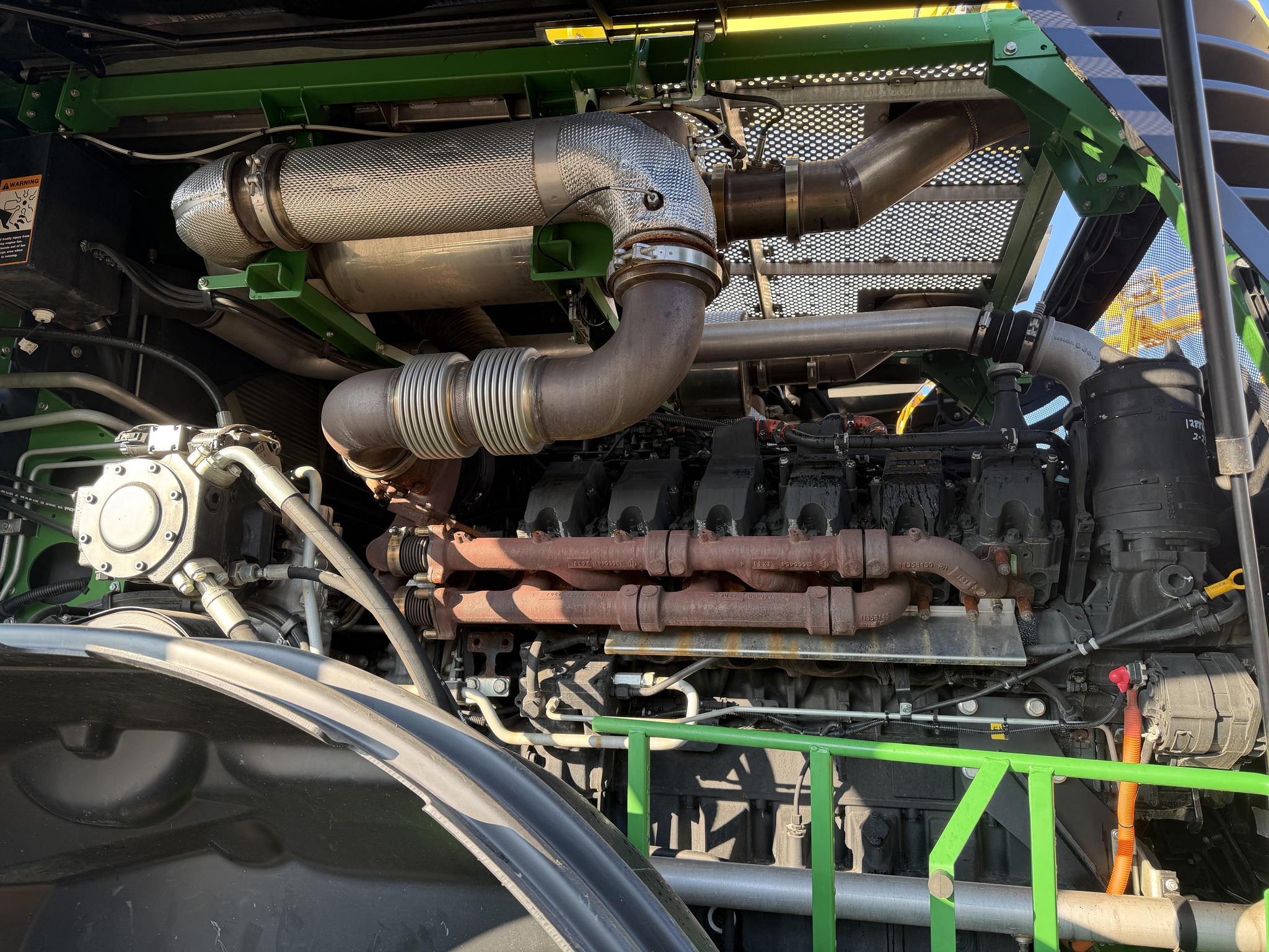 2022 John Deere 9900 Image 11