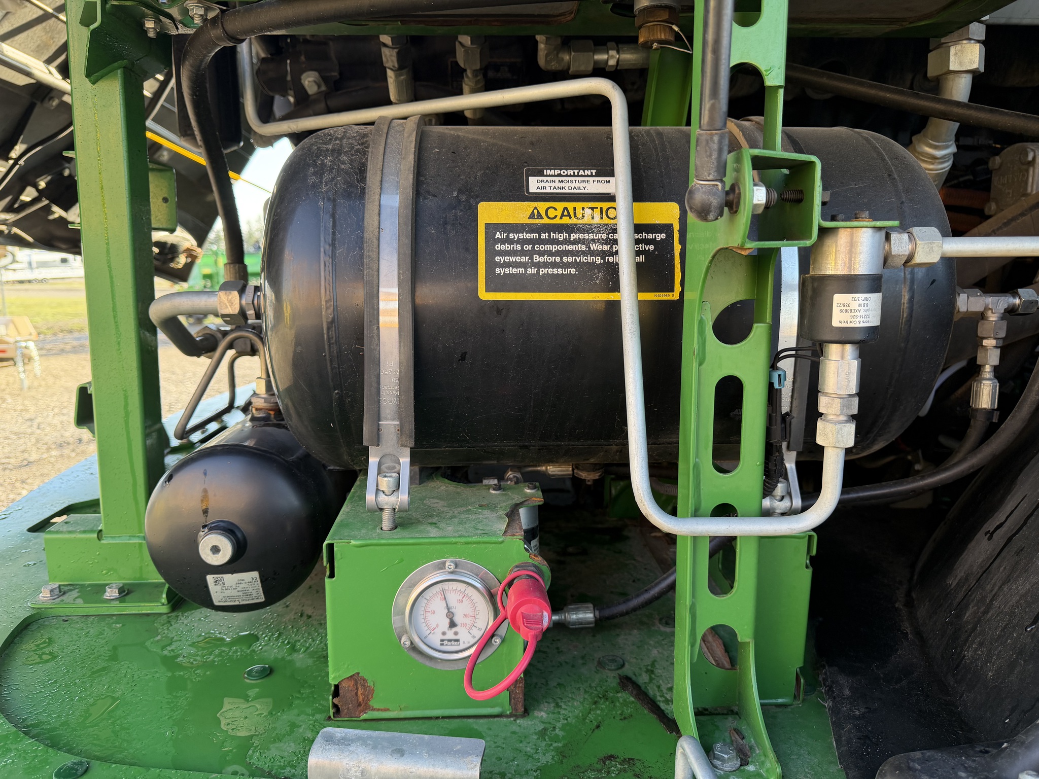 2022 John Deere 9900 Image 14