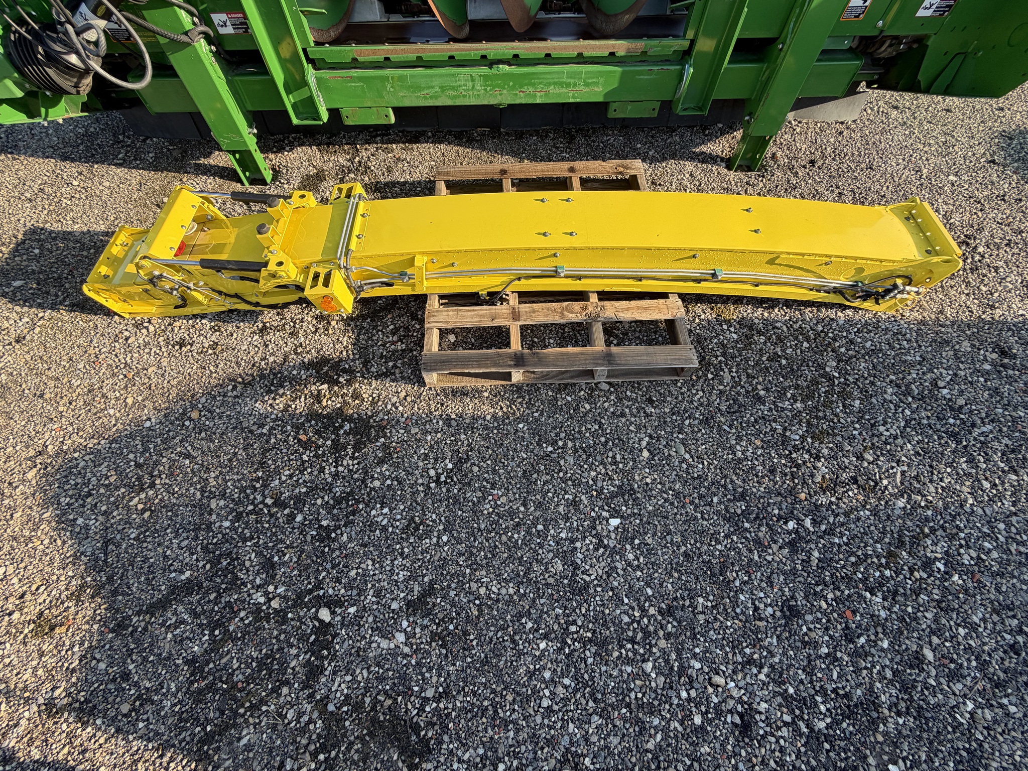 2022 John Deere 9900 Image 23
