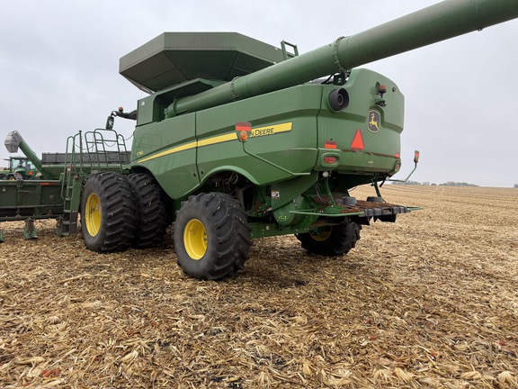 2019 John Deere S780 - Photo11