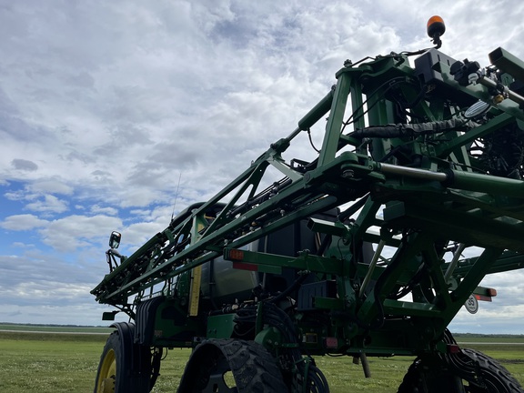 2017 John Deere R4038 - Photo32
