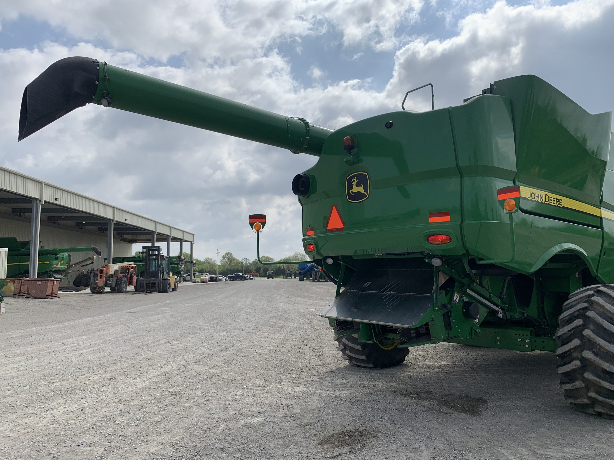  2020 John Deere S770 at Heritage Tractor in Pittsburg, KS
