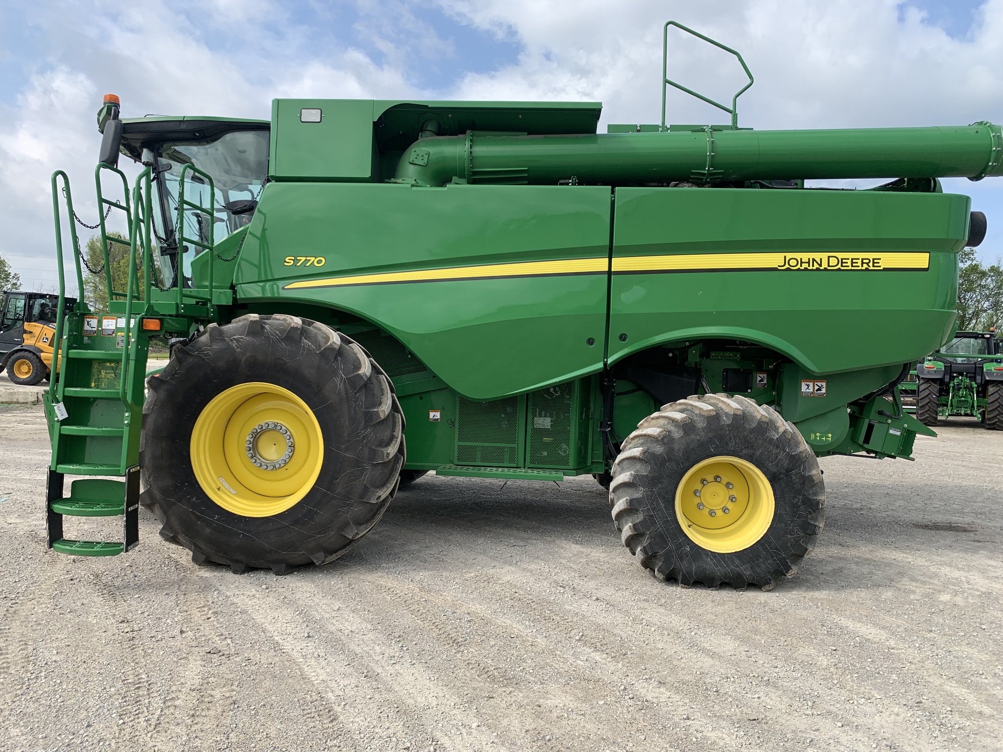  2020 John Deere S770 at Heritage Tractor in Pittsburg, KS
