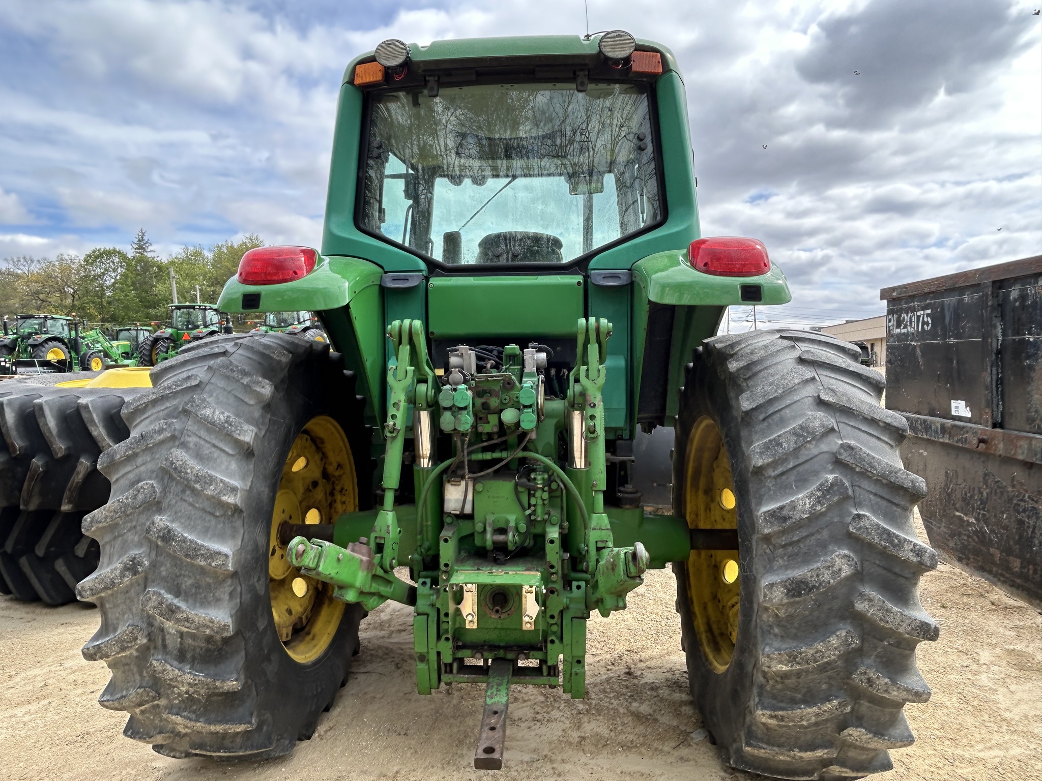 2003 John Deere 7420 at Heritage Tractor in Freeport, IL