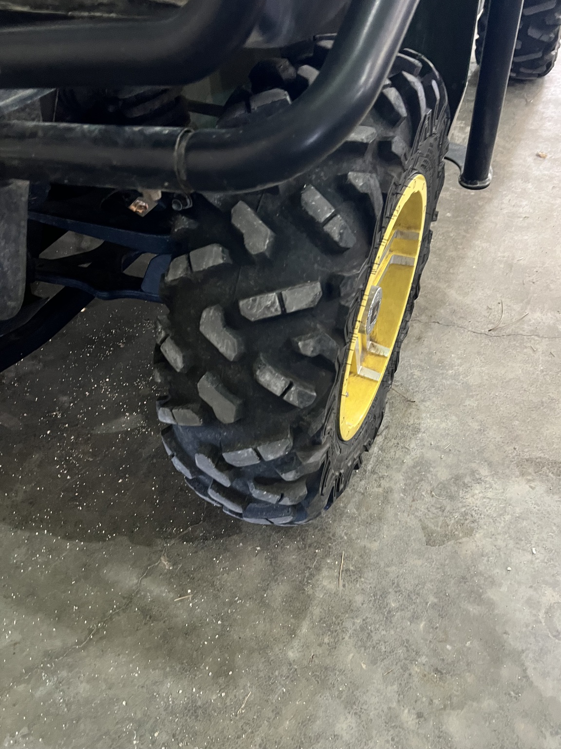 2013 John Deere XUV 825i Image 5