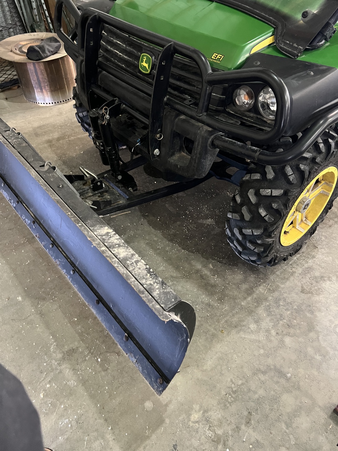 2013 John Deere XUV 825i Image 4