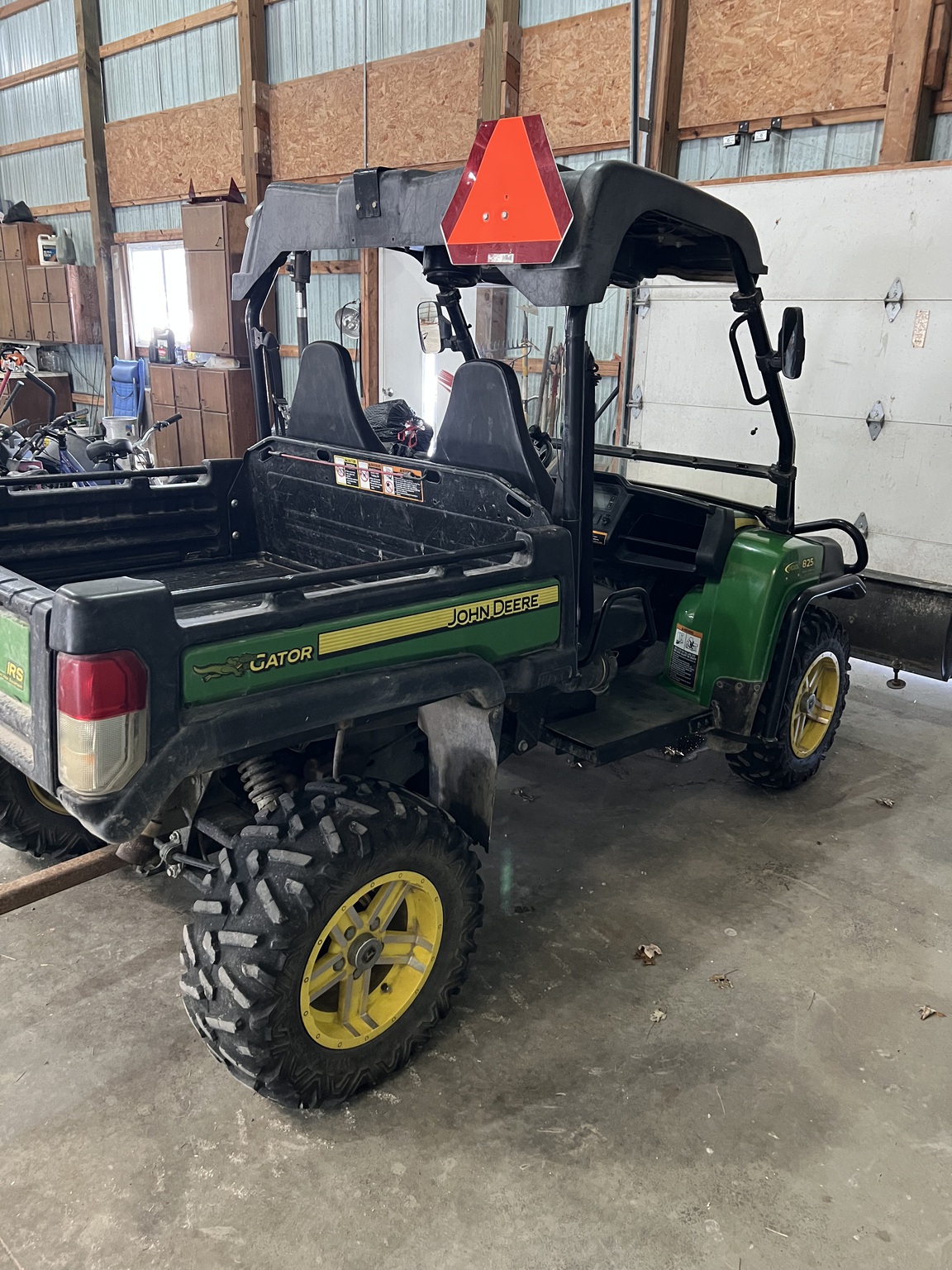 2013 John Deere XUV 825i Image 1