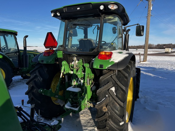 2025 John Deere 5075M - Photo5