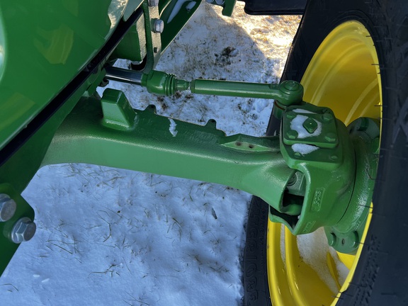 2025 John Deere 5075M - Photo12