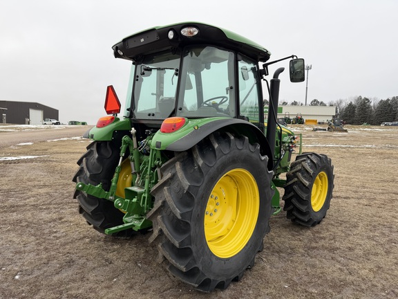 2025 John Deere 5075M - Photo3